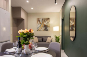 Luxury 2 bedroom apt in Athens center